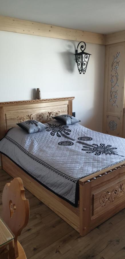 Apartament Zakopane Utrzymany W Stylu Goralskiej Chaty Exterior photo