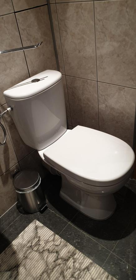Apartament Zakopane Utrzymany W Stylu Goralskiej Chaty Exterior photo