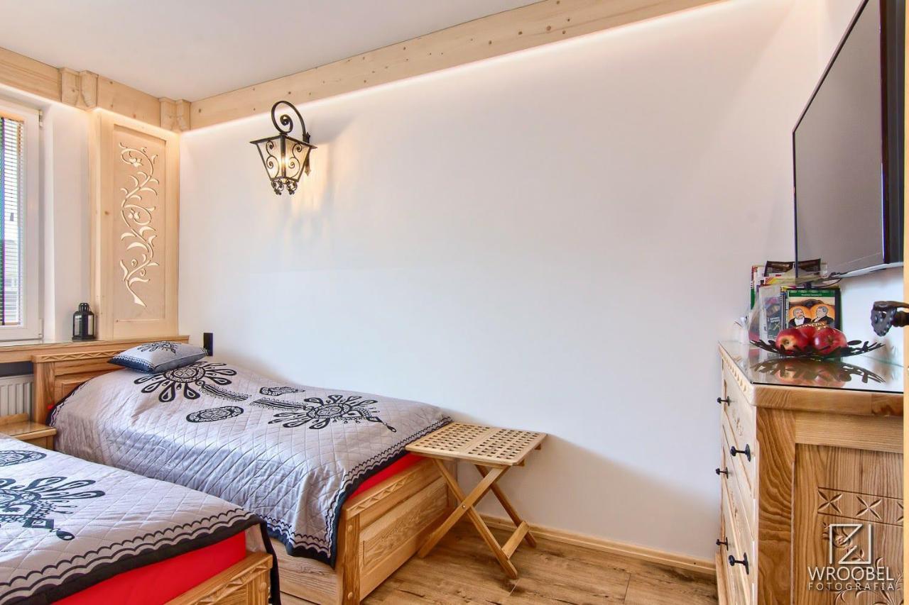 Apartament Zakopane Utrzymany W Stylu Goralskiej Chaty Exterior photo